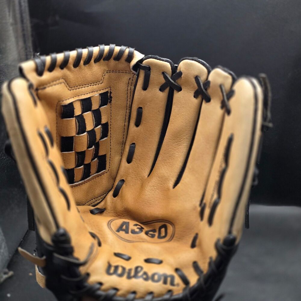 Wilson A360 12” Baseball Softball Glove Black Tan Right-Hand Throw